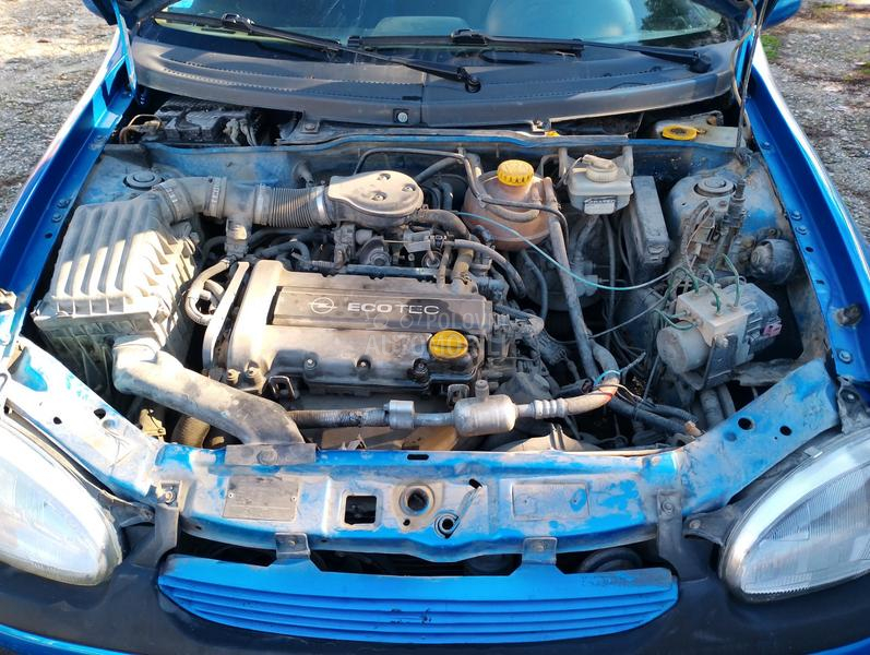 Opel Corsa B 
