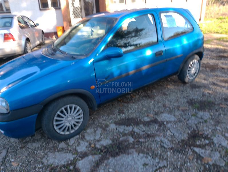 Opel Corsa B 