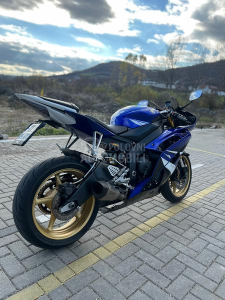 Yamaha R6 LCi