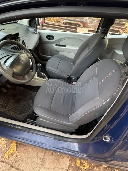 Renault Twingo 1.2 8v