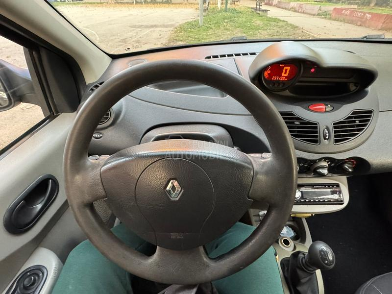 Renault Twingo 1.2 8v