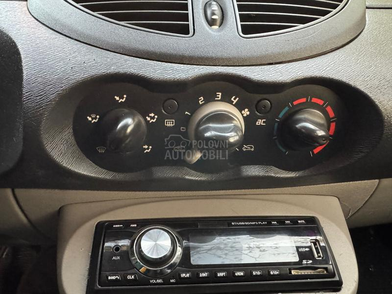 Renault Twingo 1.2 8v