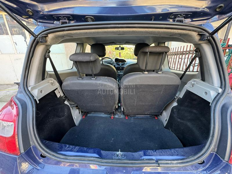 Renault Twingo 1.2 8v