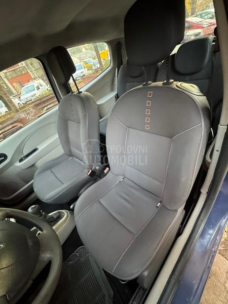 Renault Twingo 1.2 8v