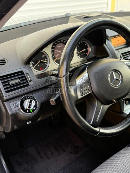 Mercedes Benz C 200 AVANTGARD 646