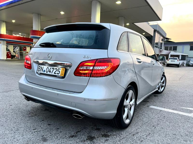 Mercedes Benz B 180 CDI SPORT PAKET