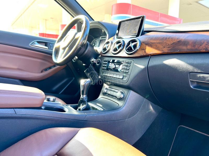 Mercedes Benz B 180 CDI SPORT PAKET