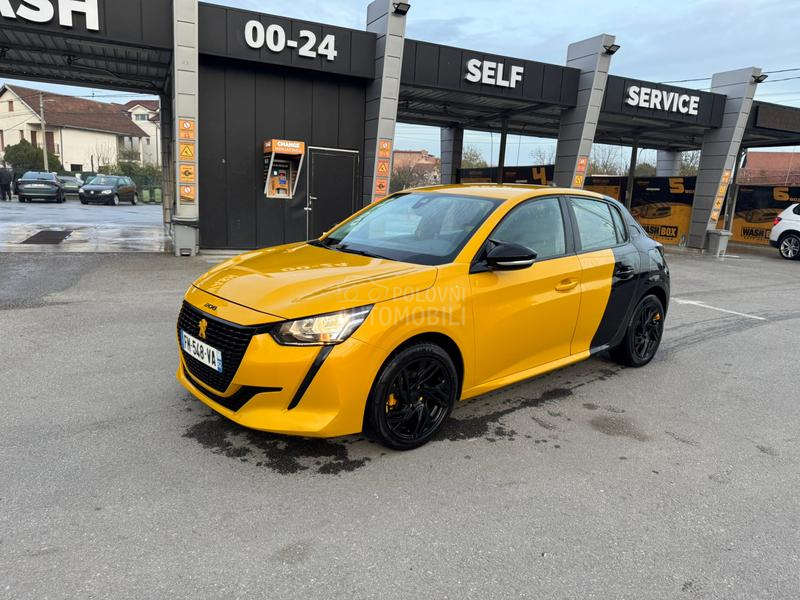 Peugeot 208 