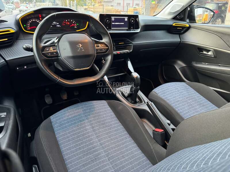 Peugeot 208 