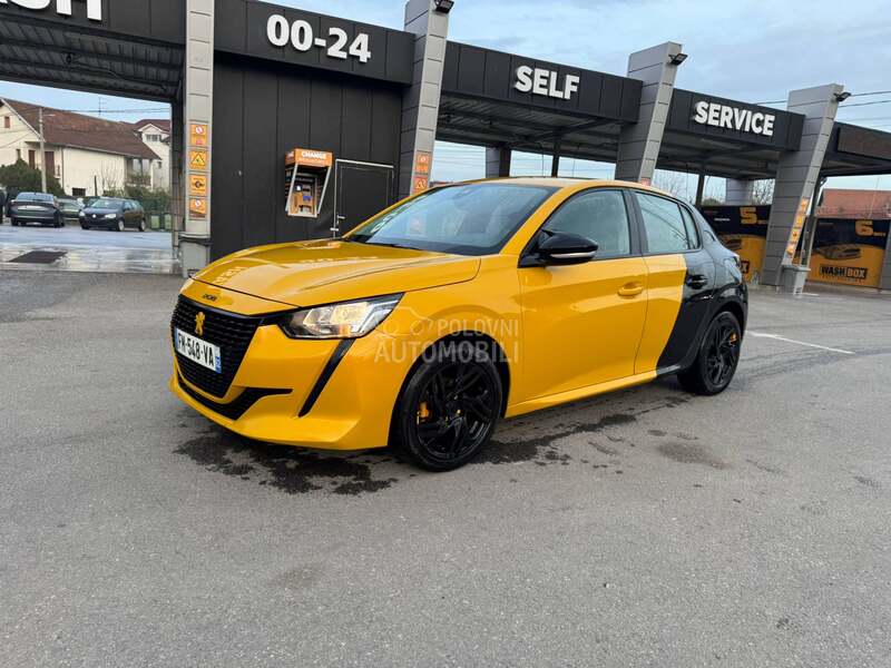Peugeot 208 