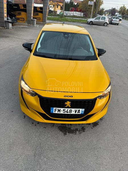 Peugeot 208 