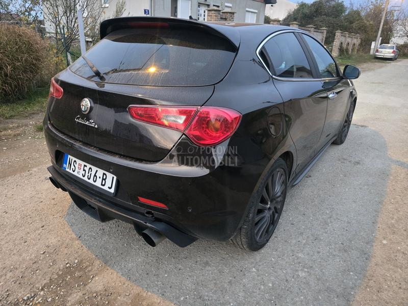 Alfa Romeo Giulietta QV