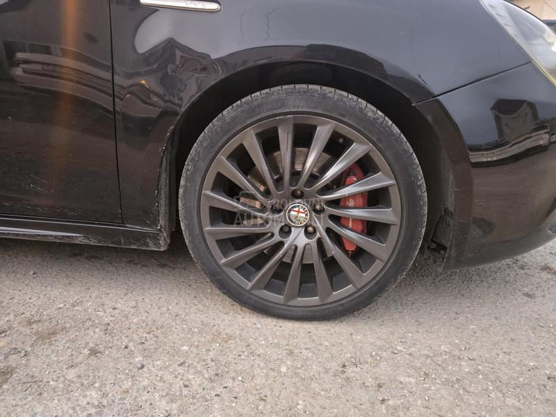 Alfa Romeo Giulietta QV