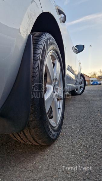 Škoda Octavia 1.6 TDi elegance