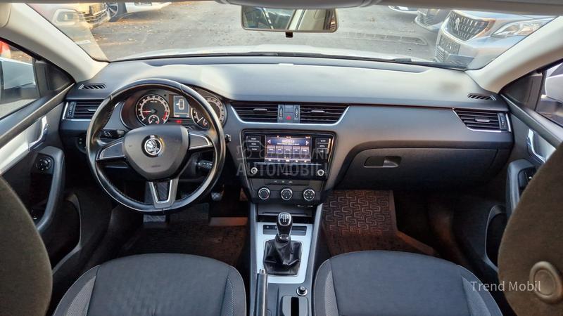 Škoda Octavia 1.6 TDi elegance