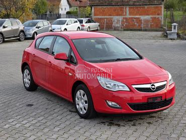 Opel Astra J 1.4 TURBO