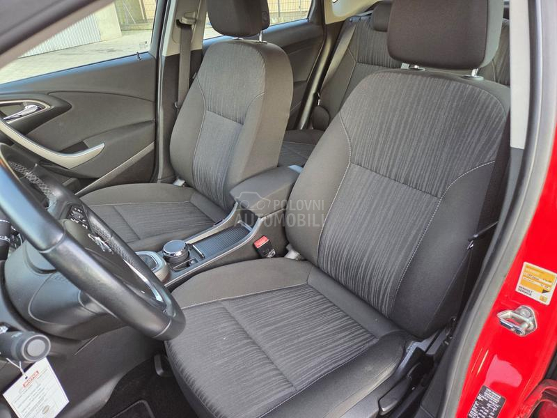 Opel Astra J 1.4 TURBO