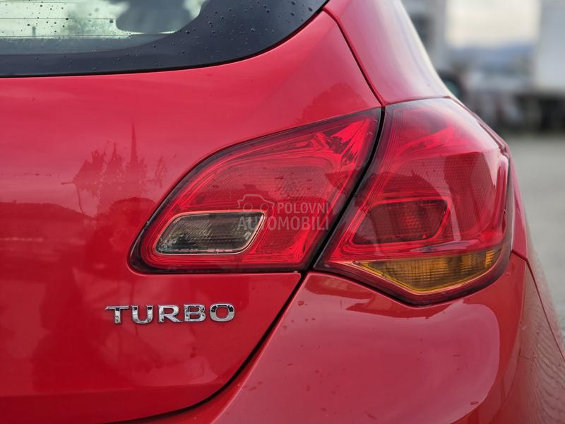 Opel Astra J 1.4 TURBO