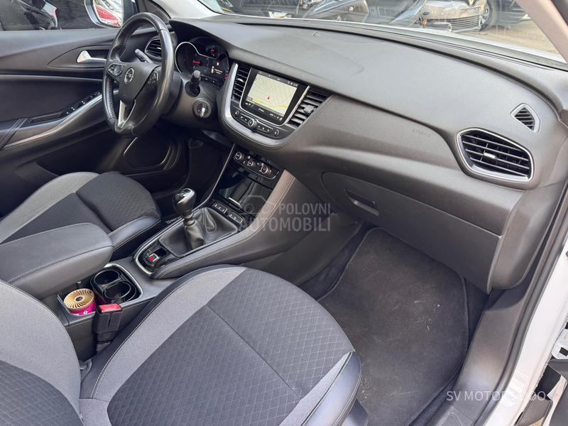 Opel Grandland X 1.5cdti VELIK/SERV