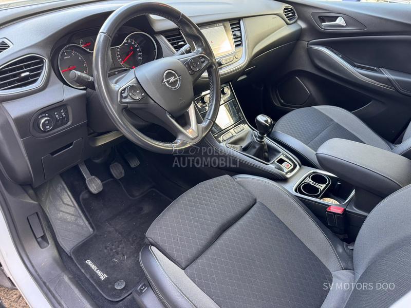 Opel Grandland X 1.5cdti VELIK/SERV