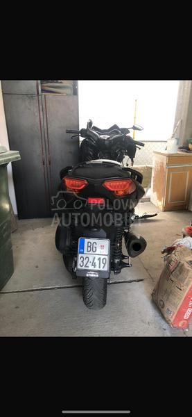 Yamaha X MAX