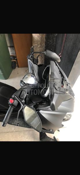 Yamaha X MAX