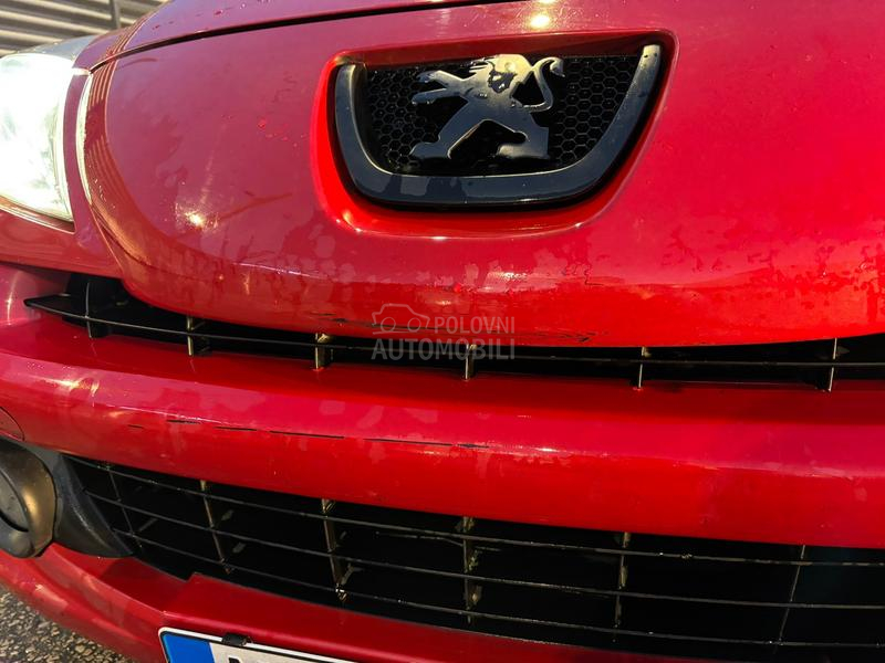 Peugeot 207 GTI LINE