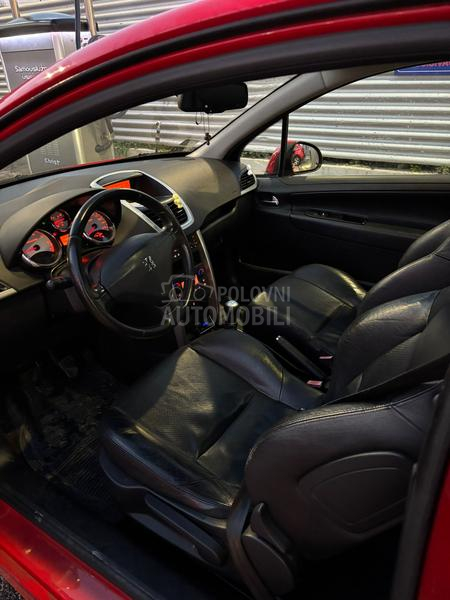 Peugeot 207 GTI LINE