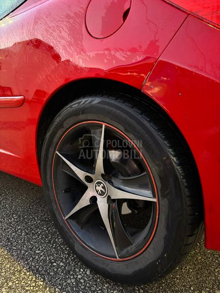 Peugeot 207 GTI LINE