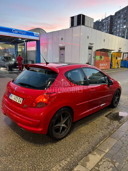 Peugeot 207 GTI LINE