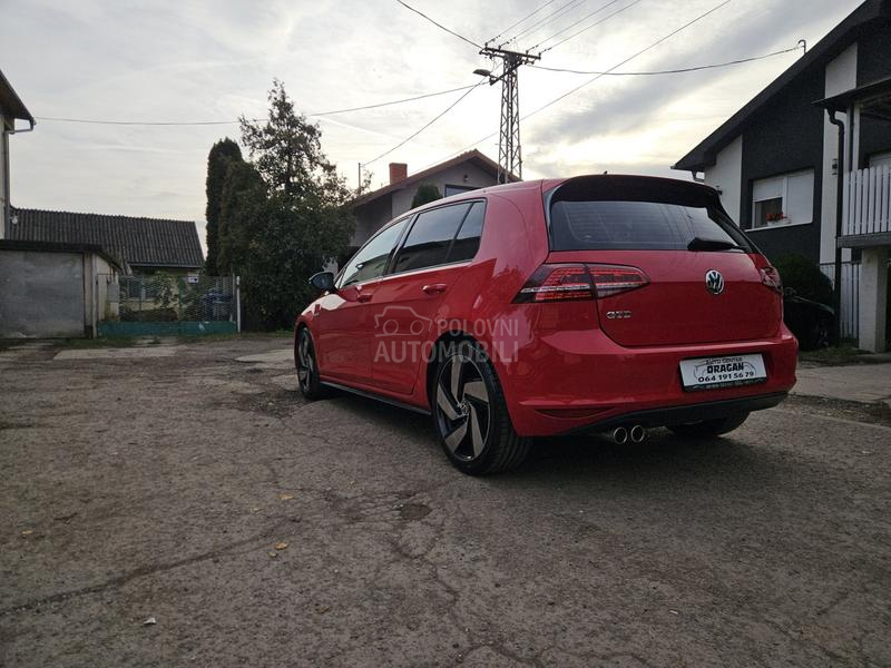 Volkswagen Golf 7 2.0gtd
