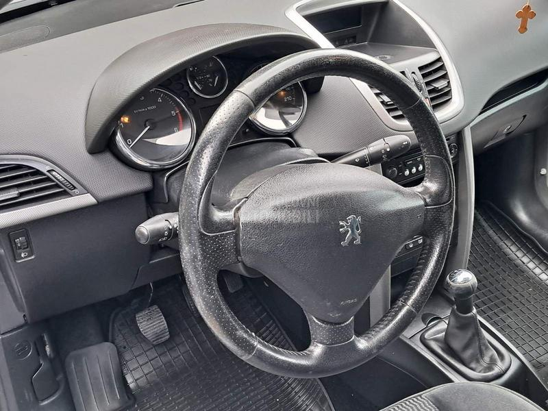 Peugeot 207 1.6hdi//66//90