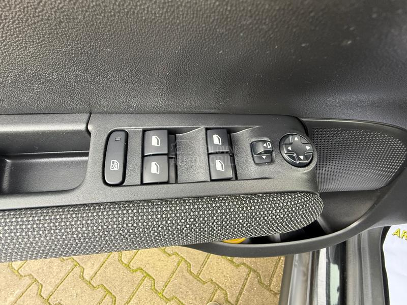 Citroen C3 Aircross 1.2 RIP CURL/6 BRZ