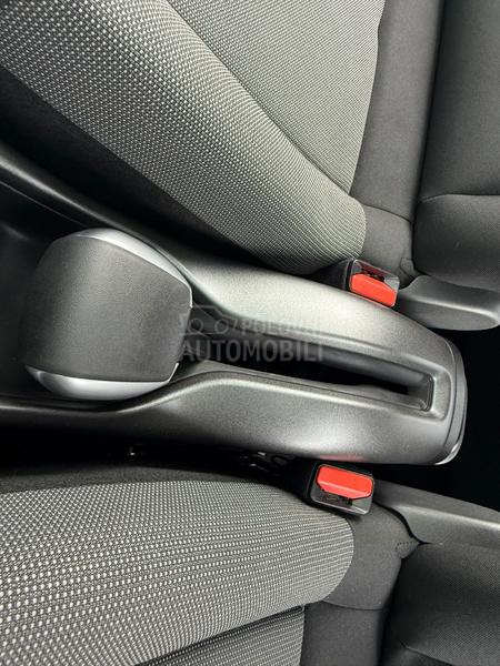 Citroen C3 Aircross 1.2 RIP CURL/6 BRZ