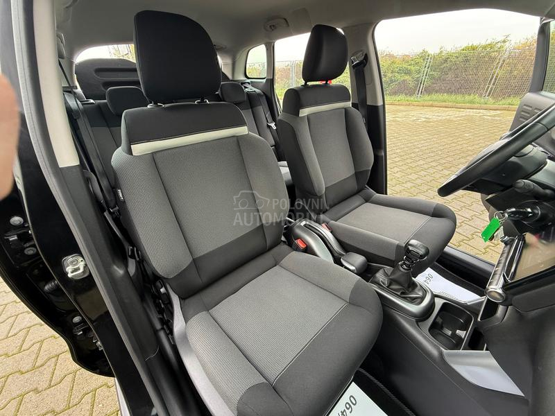 Citroen C3 Aircross 1.2 RIP CURL/6 BRZ