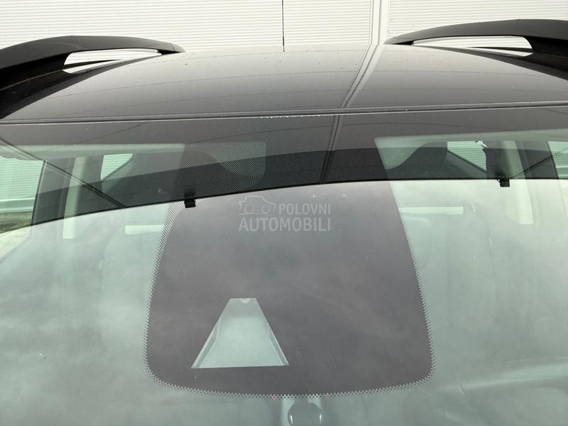 Citroen C3 Aircross 1.2 RIP CURL/6 BRZ