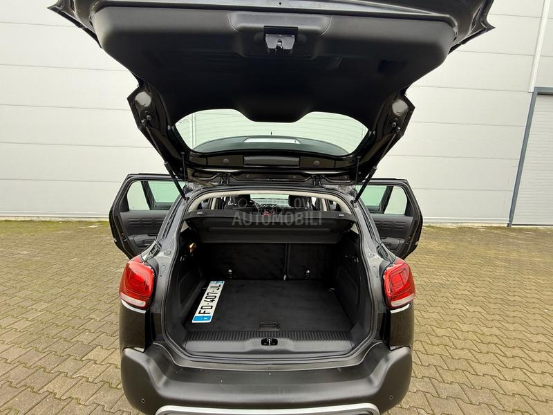 Citroen C3 Aircross 1.2 RIP CURL/6 BRZ