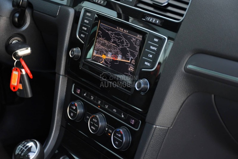 Volkswagen Golf 7 2.0 TDI/4X4/R-LINE