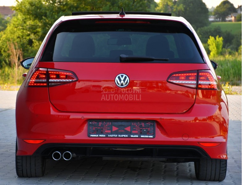 Volkswagen Golf 7 2.0 TDI/4X4/R-LINE