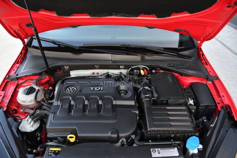 Volkswagen Golf 7 2.0 TDI/4X4/R-LINE