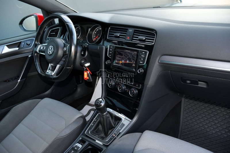 Volkswagen Golf 7 2.0 TDI/4X4/R-LINE