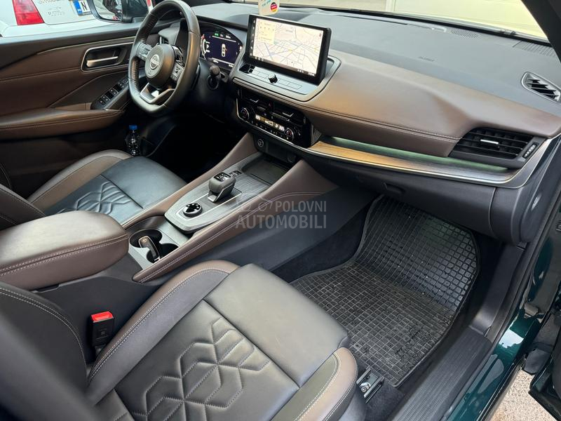 Nissan Qashqai 1.3 CVT - NOV