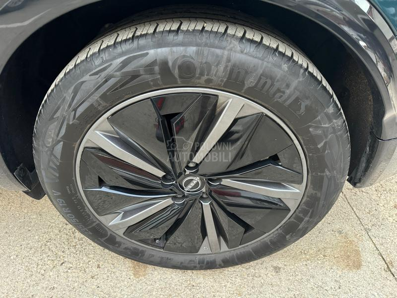 Nissan Qashqai 1.3 CVT - NOV