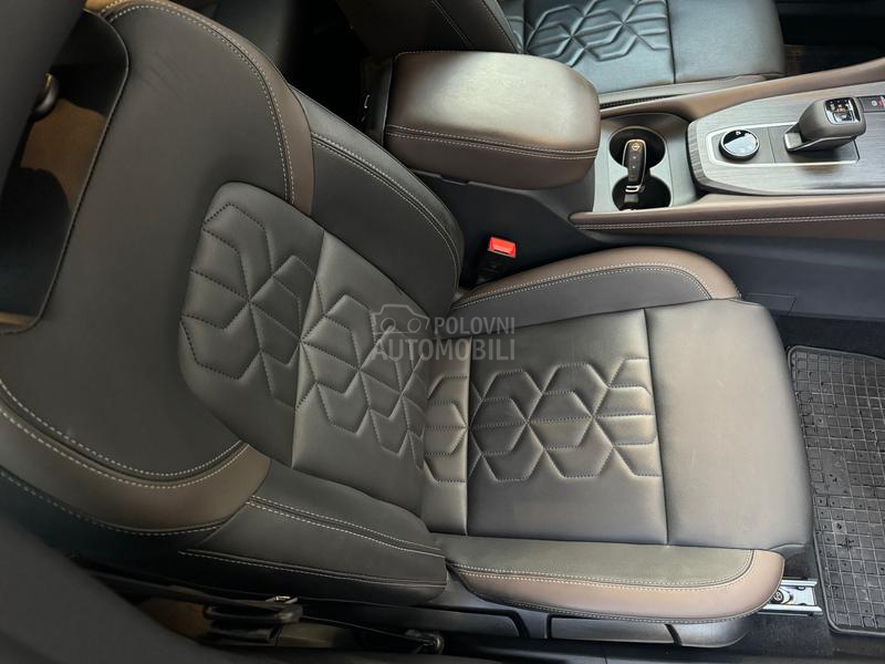 Nissan Qashqai 1.3 CVT - NOV