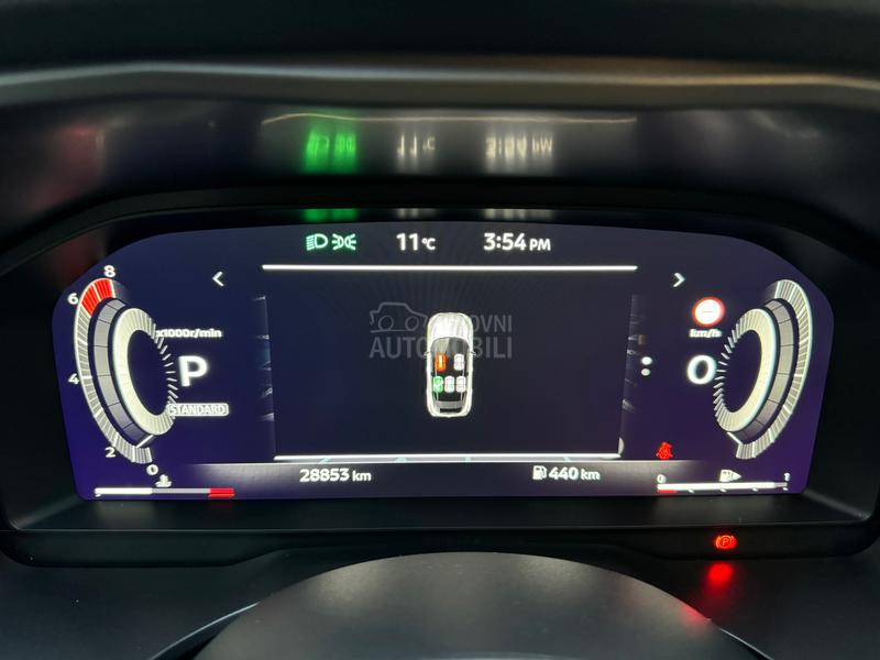 Nissan Qashqai 1.3 CVT - NOV