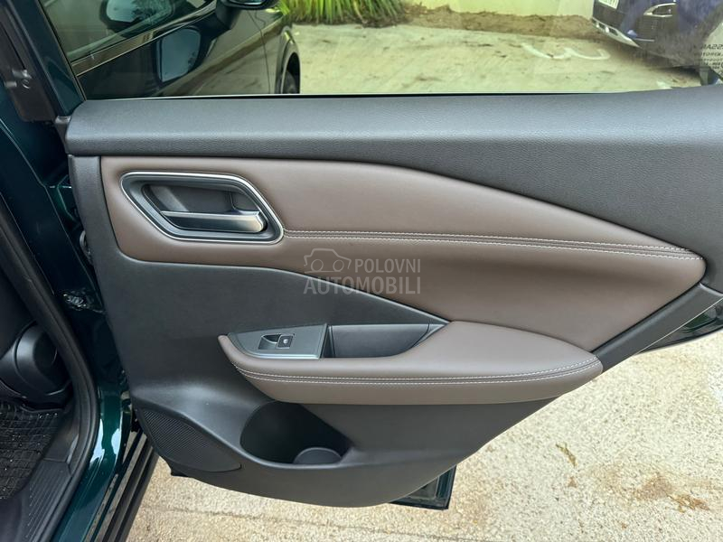 Nissan Qashqai 1.3 CVT - NOV