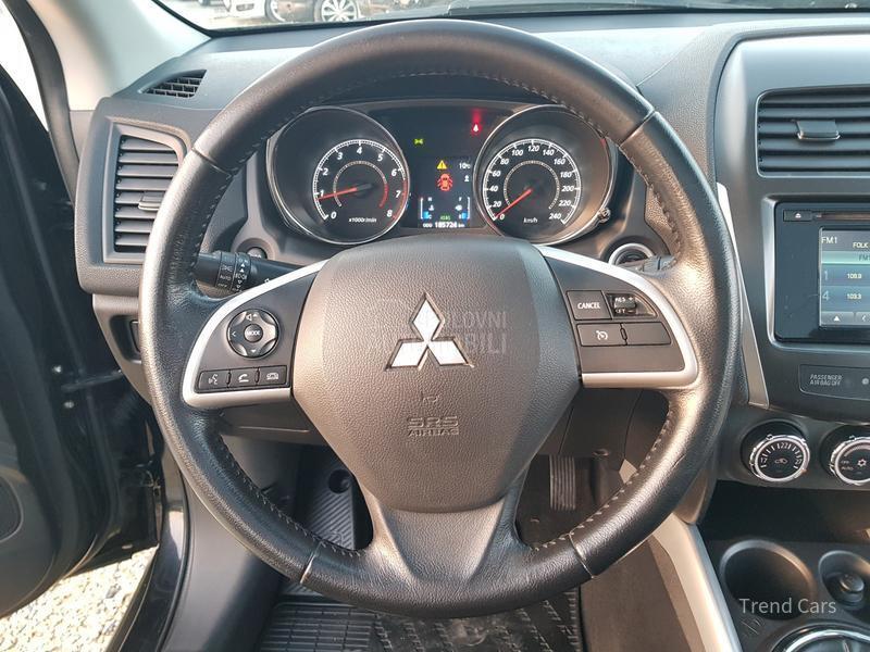 Mitsubishi ASX 1.6 B PANO