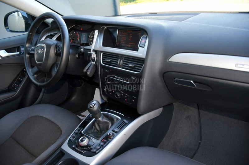 Audi A4 Allroad 2.0TDI/4X4/0DLIČAN