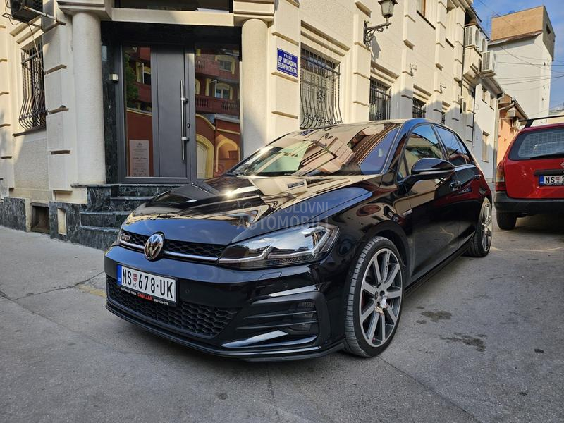Volkswagen Golf 7 2.0 gtd