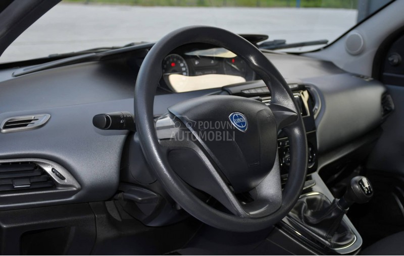Lancia Ypsilon 1.3 Mjet/besprek0rna